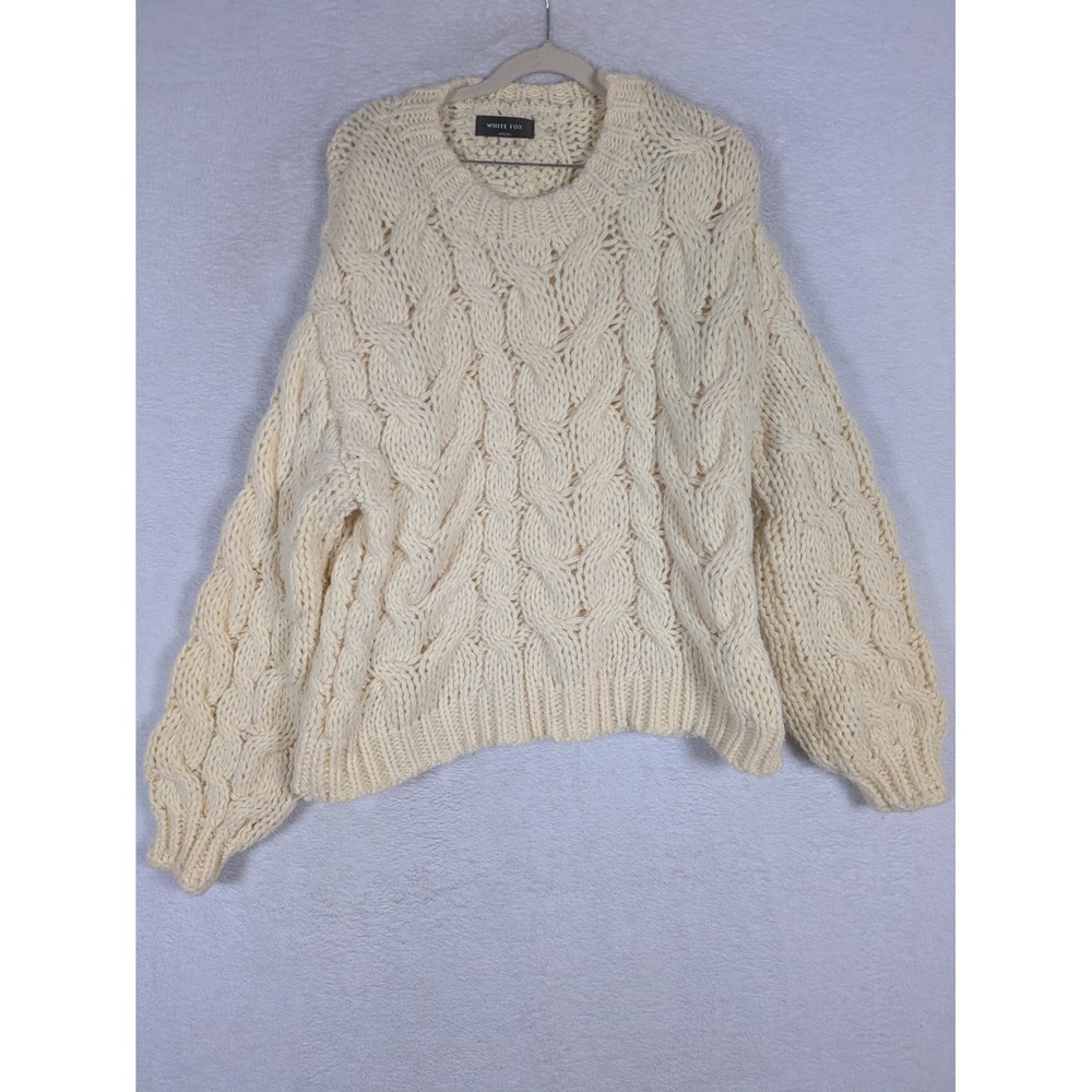 White Fox Sweater Women's XS/S Pale Yellow Chunky Cable Knit Crew Neck Oversized